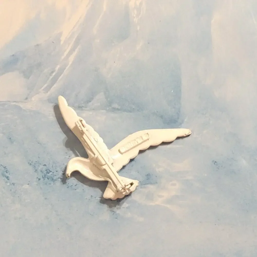 Vintage GERRYS Seagull Brooch Pin 2.25
